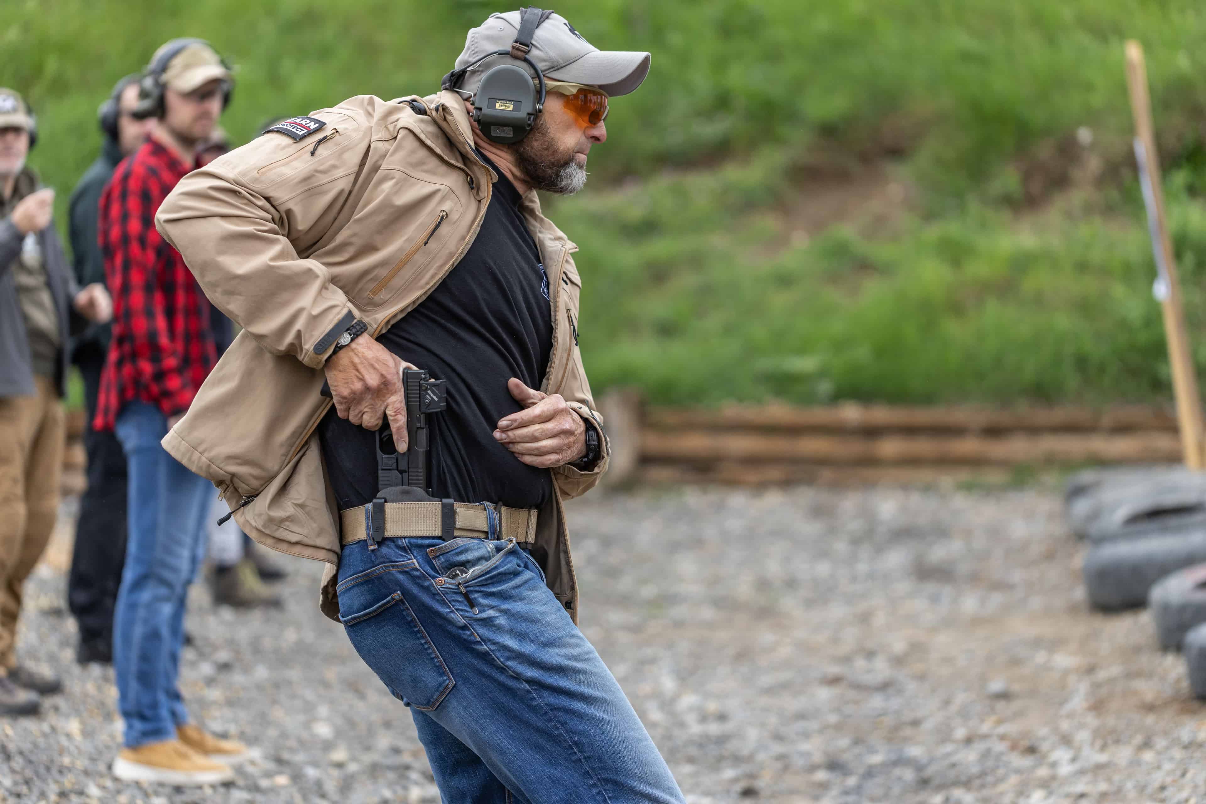 Pistole: Verdecktes Tragen Drill  